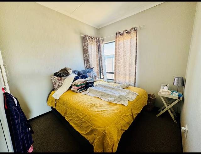 2 BEDROOM FLAT FOR SALE IN BROADACRES